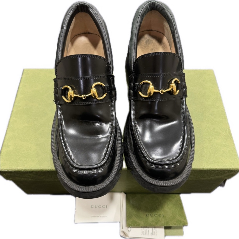 GUCCI Horsebit Accent Patent Leather Loafers